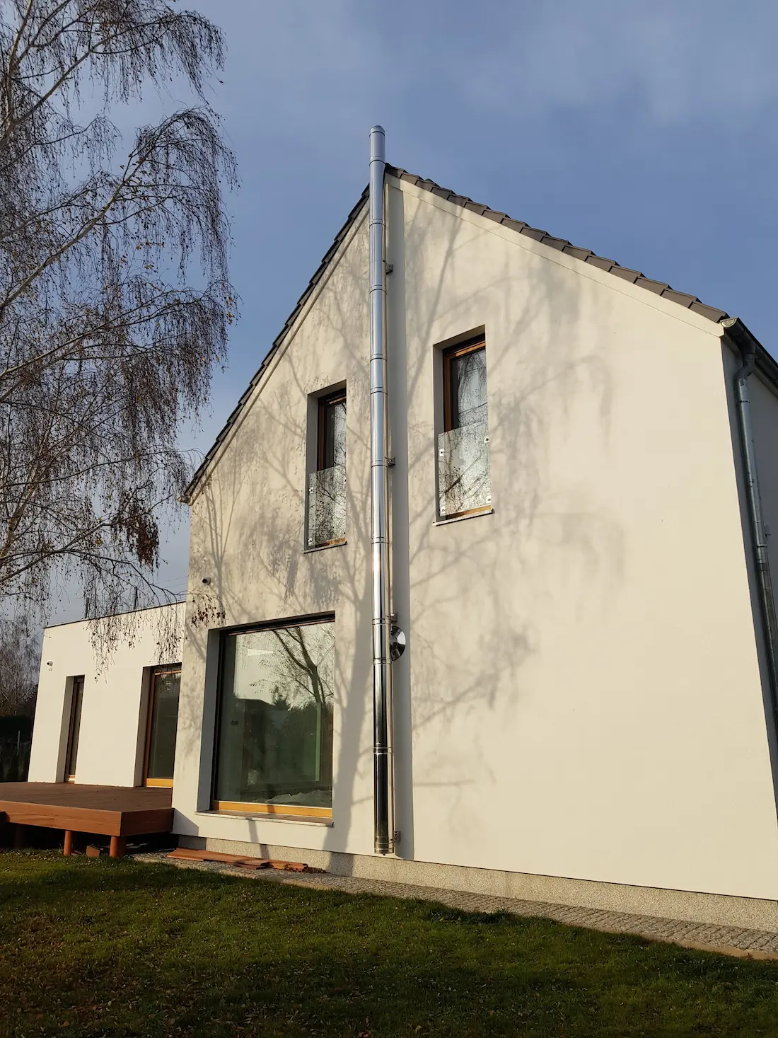 Komin w standardowym kolorze stali nierdzewnej